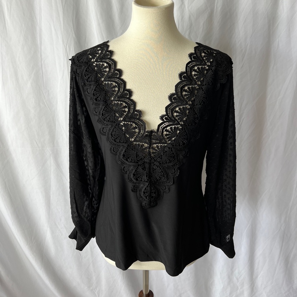 VENUS Black Gorgeous Top - Size Large - NWOT